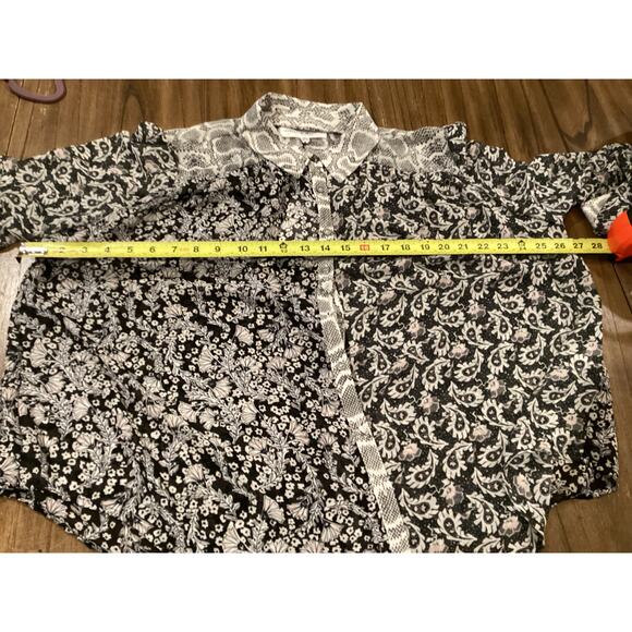 chelsea and theodore paisly and floral black white long sleeve button down shirt - Picture 5 of 8